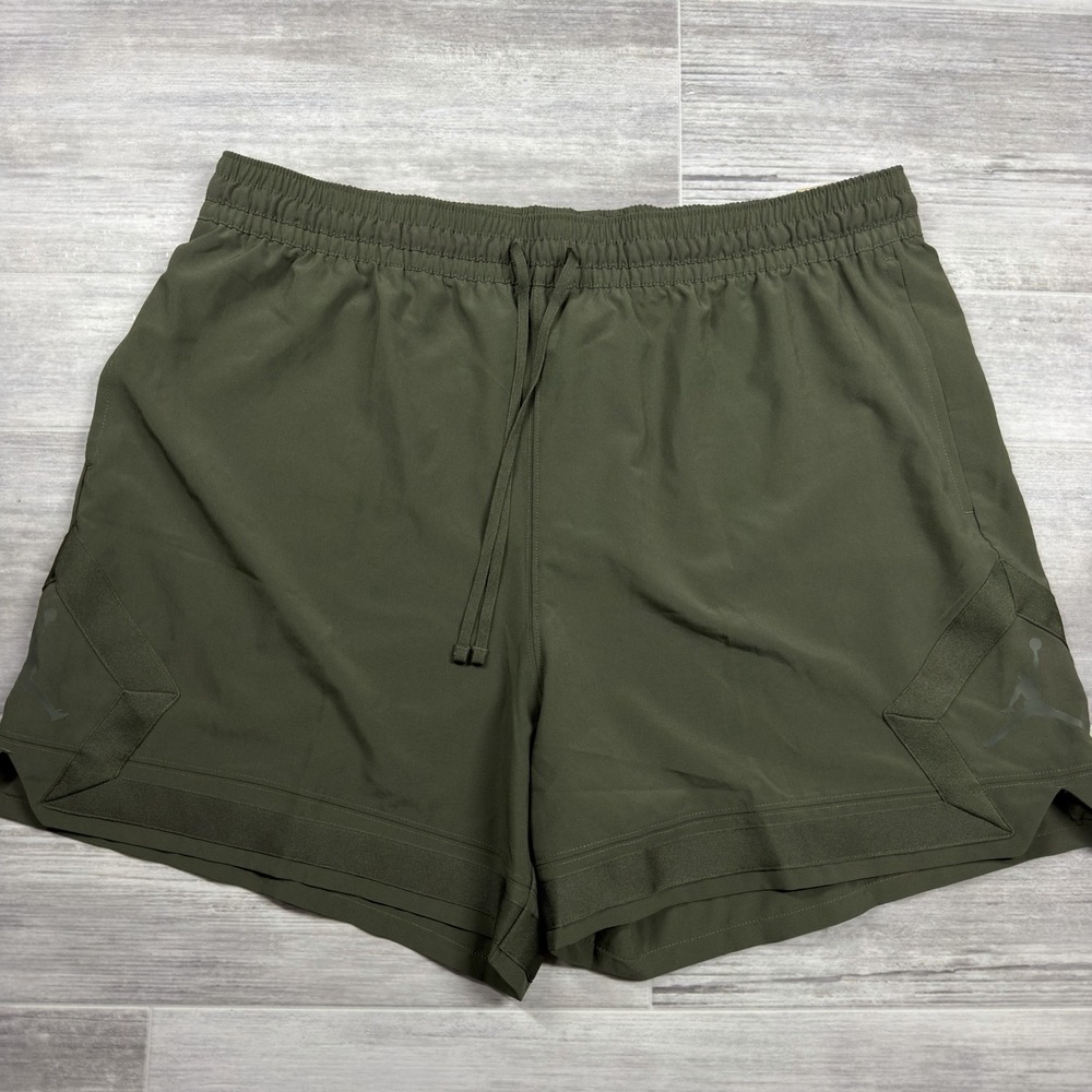 Jordan‎ Sport Men's Dri-FIT Woven Diamond Shorts Size Small Green FQ2989-325 NWT